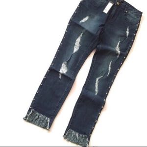 Romeo & Juliet Frayed Step Hem Distressed Jeans M
